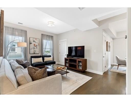 Property Photo: 21 Whitney 2R MA 01915