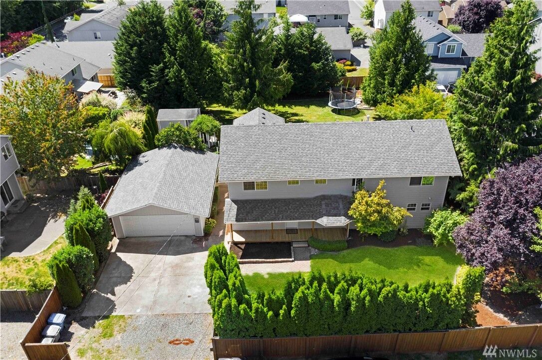 Property Photo:  14722  86th Avenue E  WA 98375 