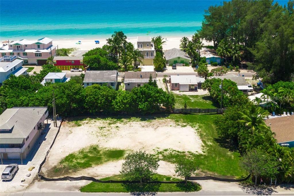 Property Photo:  2810 Gulf Drive  FL 34217 