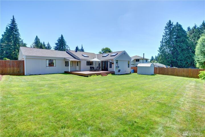 Property Photo:  2530  120th Drive NE  WA 98258 
