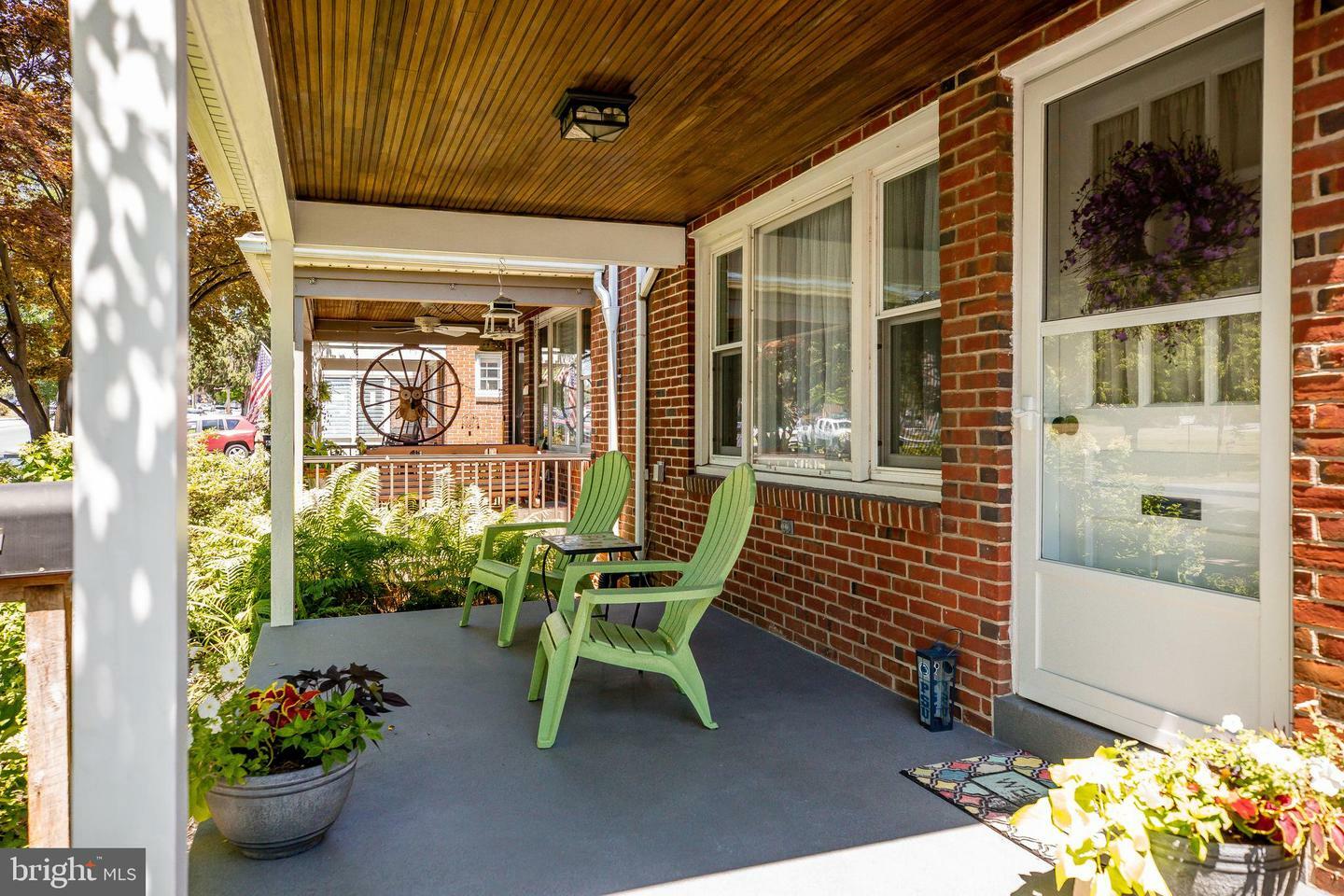 Property Photo:  624 Fountain Avenue  PA 17601 