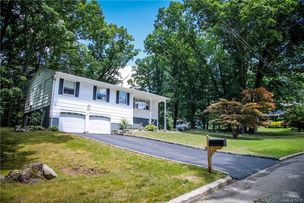 Property Photo: 2 Aspen Court NY 10562