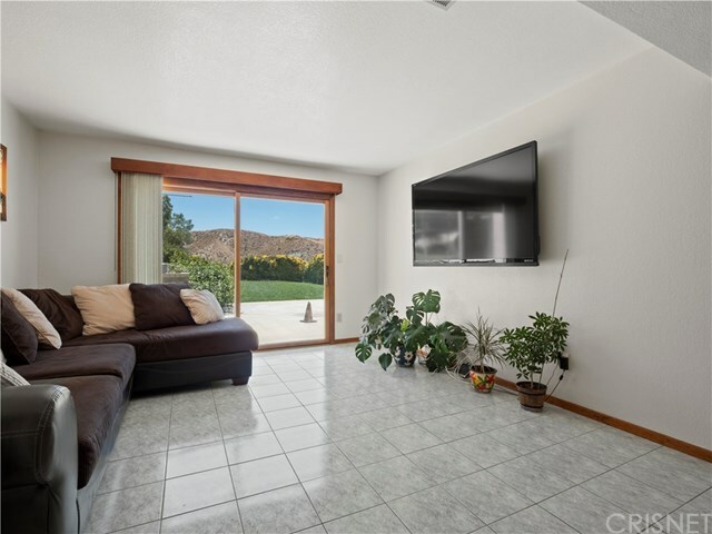 Property Photo:  28642 Macklin Avenue  CA 91387 