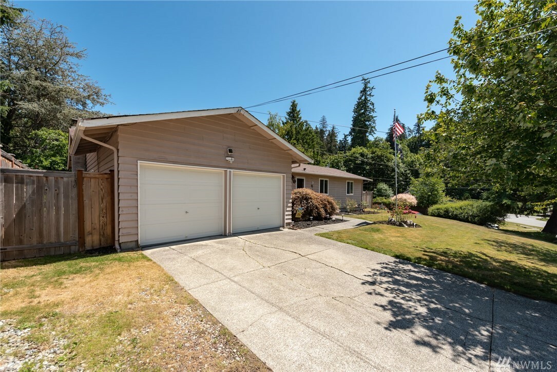 Property Photo:  26240 13th Place S  WA 98198 