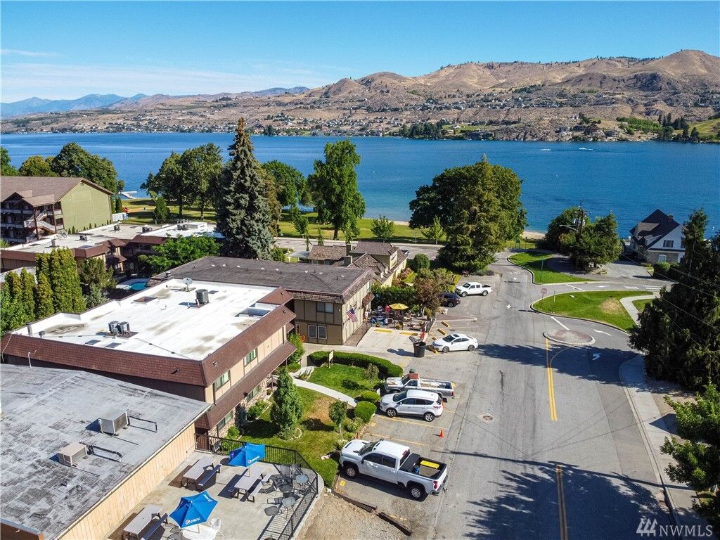 Property Photo:  113 E Center St A-1  WA 98816 