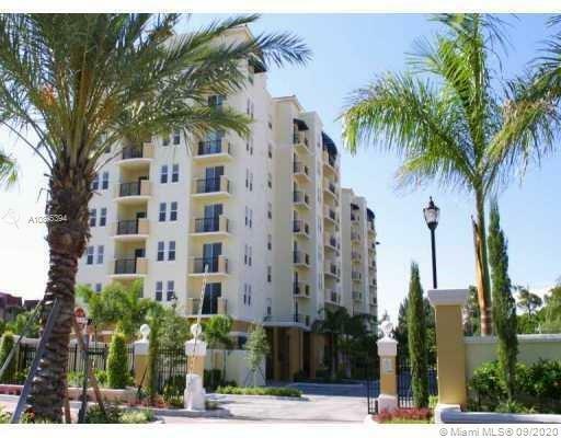 Property Photo: 9021 SW 94 St 606 FL 33176