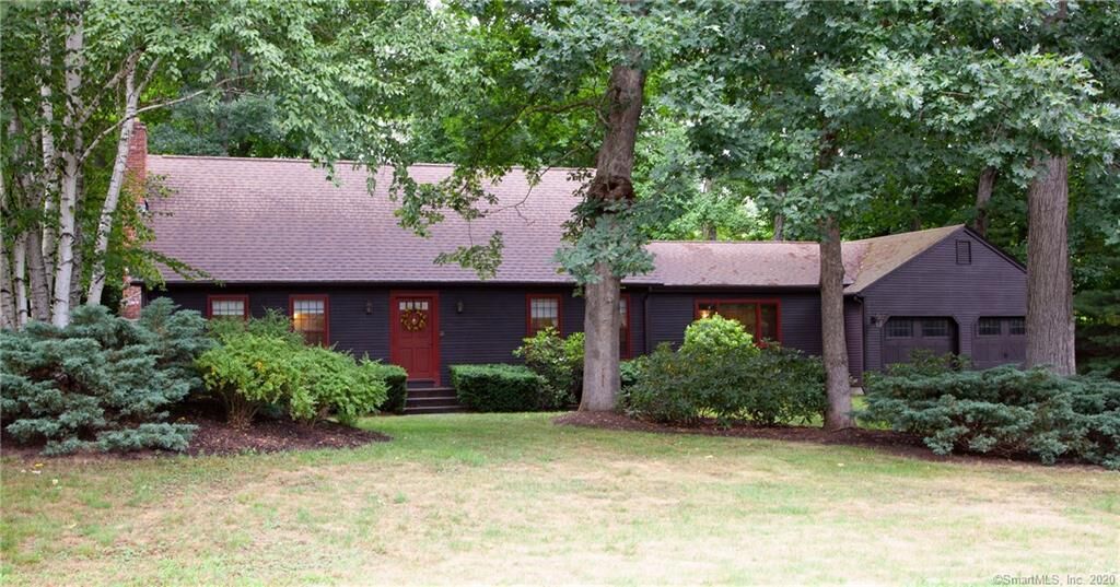 Property Photo: 21 Hampton Village Drive CT 06035