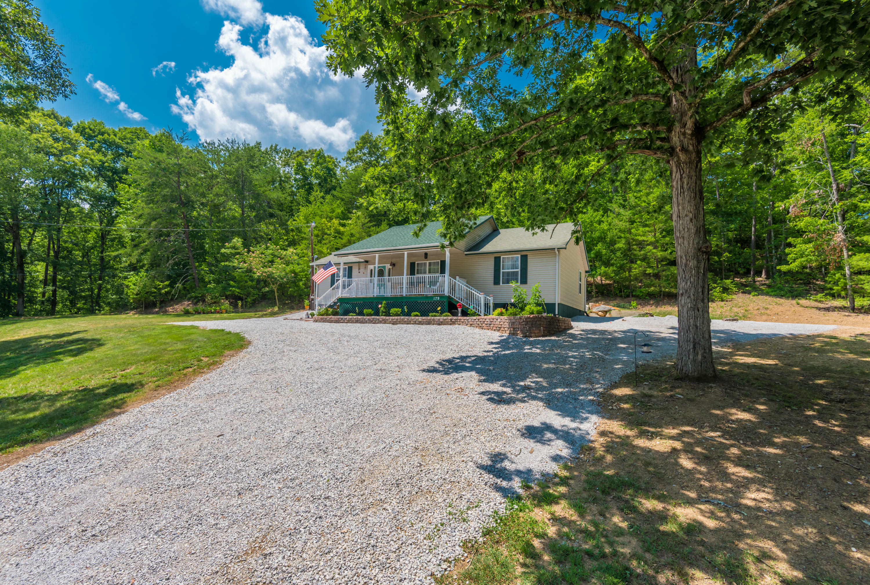 Property Photo:  179 Emerald Cove Rd  TN 37854 