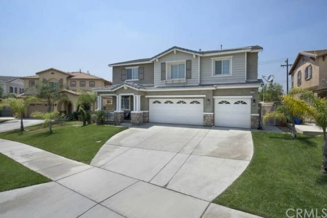 Property Photo:  7658 Grove Way  CA 92336 