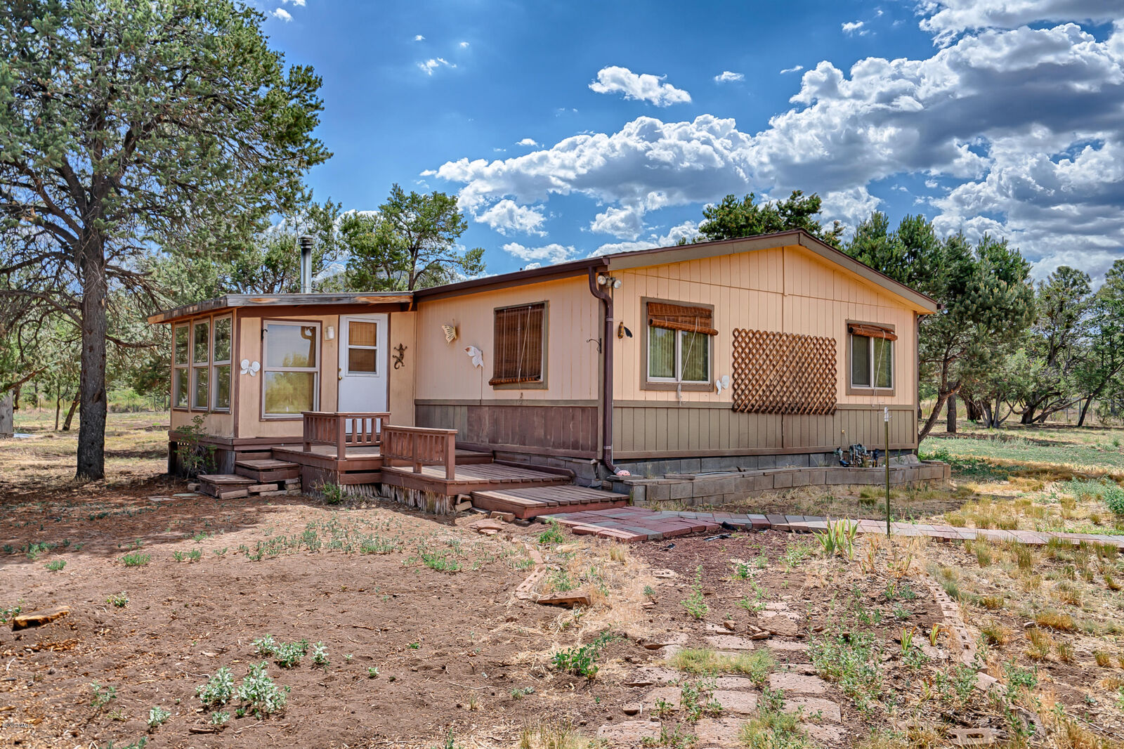 Property Photo:  8790 Sunshine Avenue  AZ 86004 