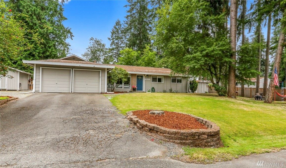 Property Photo:  14405 SE 142nd Place  WA 98059 