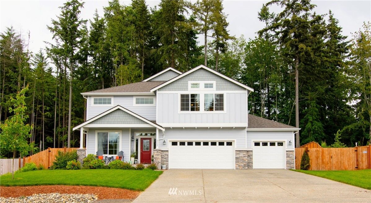 Property Photo:  27733  McIntosh Loop NE  WA 98346 