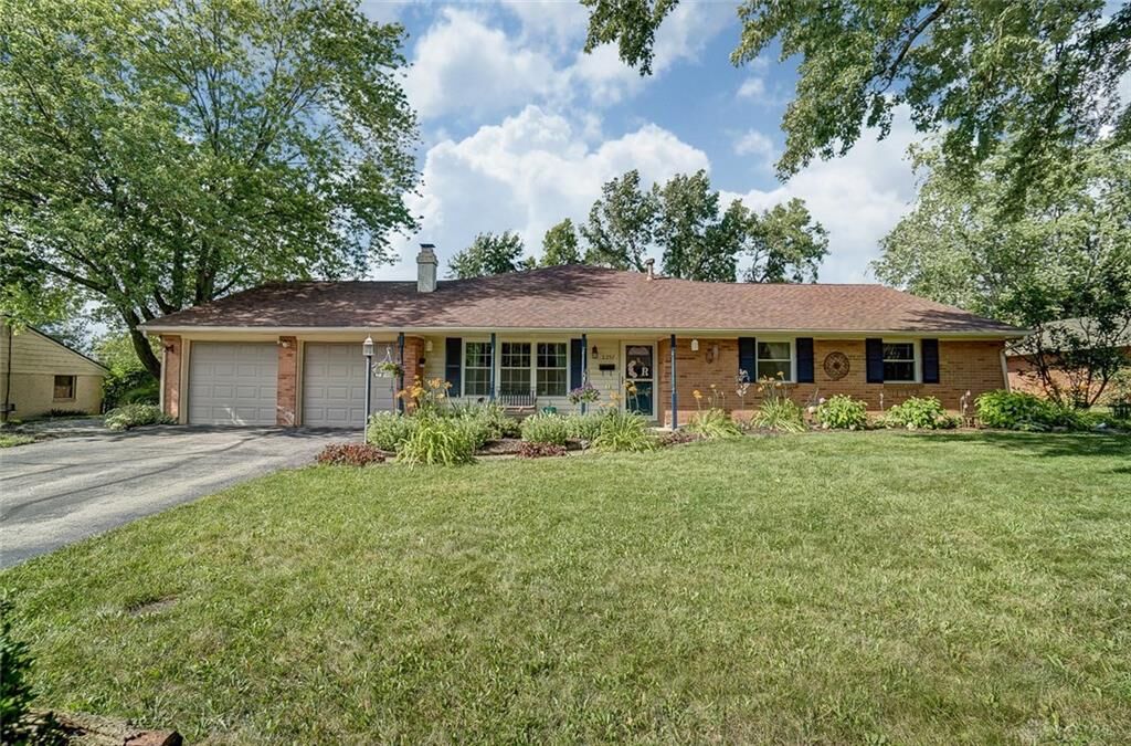 Property Photo: 2257 Cherry Oak Drive OH 45440