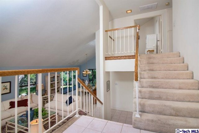 Property Photo: 2536 Canyon CA 91107