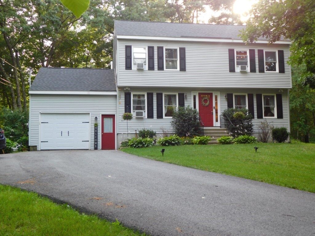 Property Photo:  36 Overledge Drive  NH 03038 