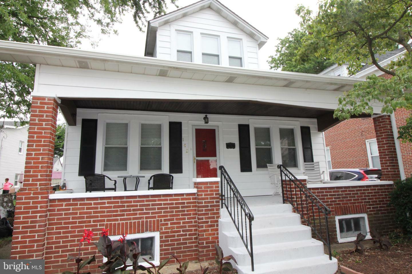 Property Photo:  142 Andrew Street  NJ 08610 