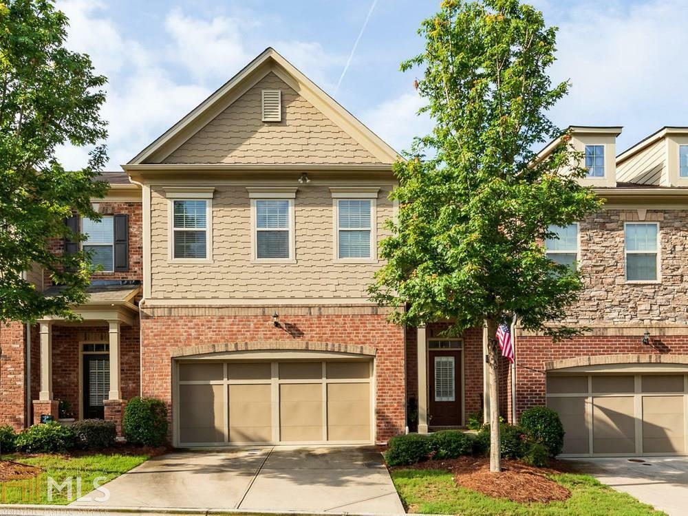 Property Photo: 825 Northam Lane GA 30342-5040