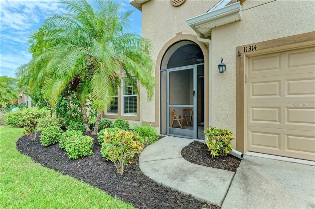 Property Photo:  11314 80th Street E  FL 34219 