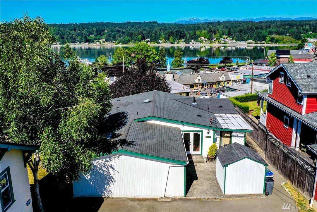 18867 4th Ave NE  Poulsbo WA 98370 photo