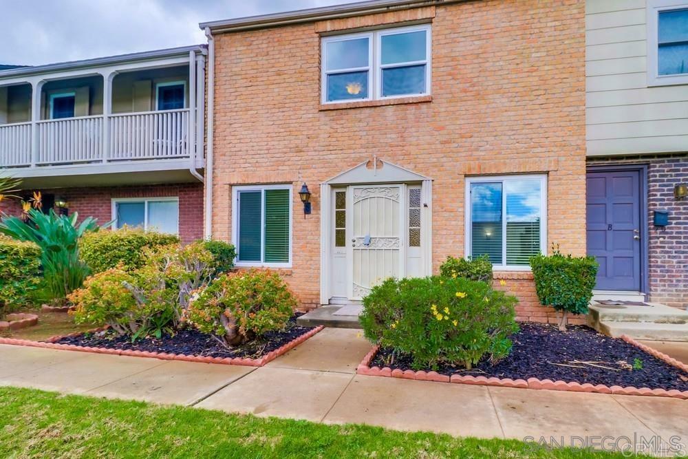 Property Photo: 933 Greenfield C CA 92021