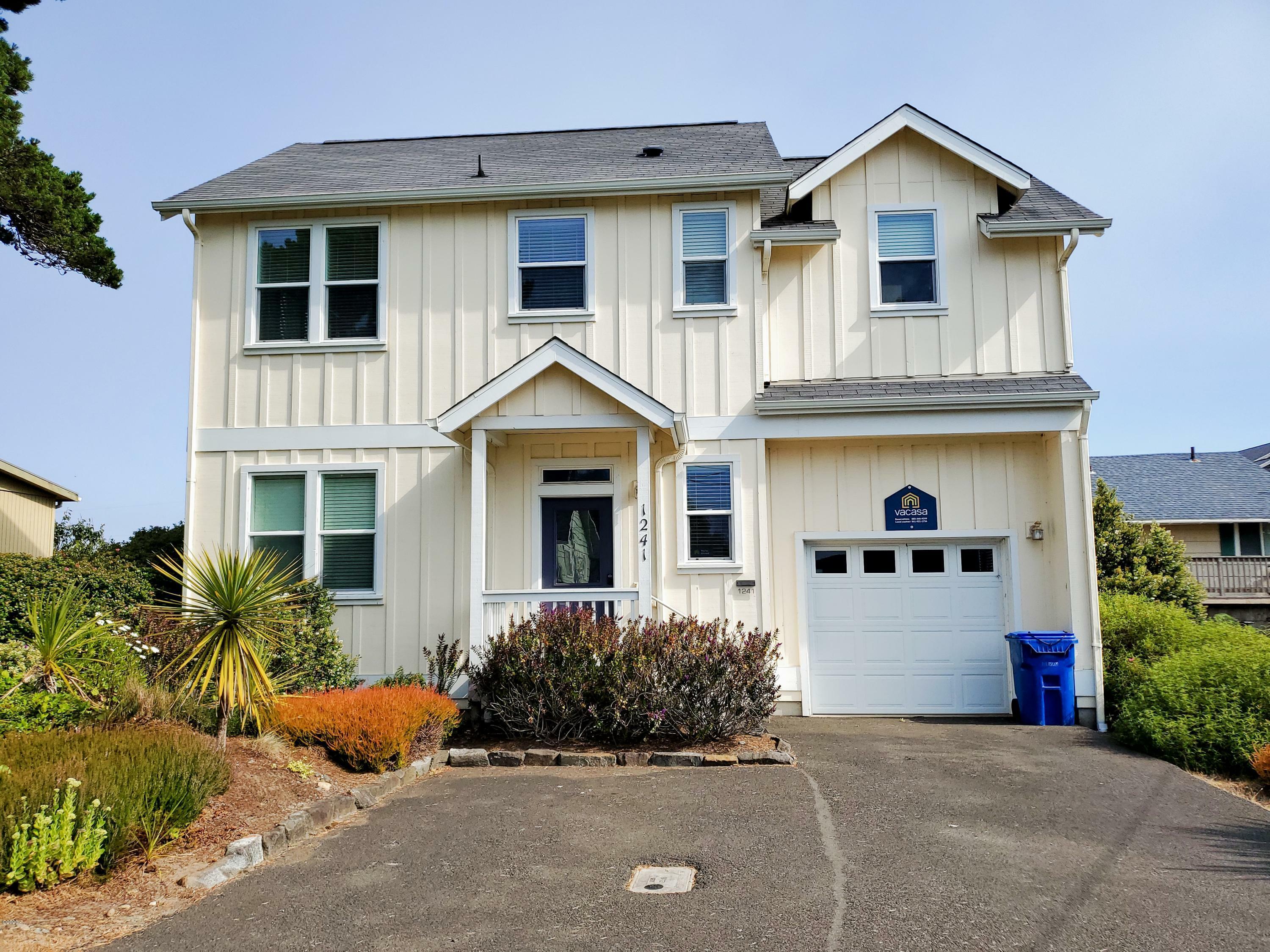 Property Photo: 1241 NW 13th Street OR 97367