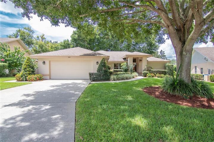 Property Photo: 244 Hill Court FL 33881