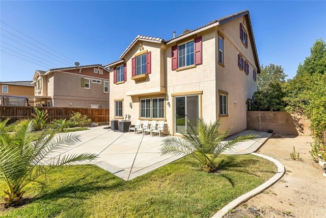 Property Photo:  41106 Portia Street  CA 92532 