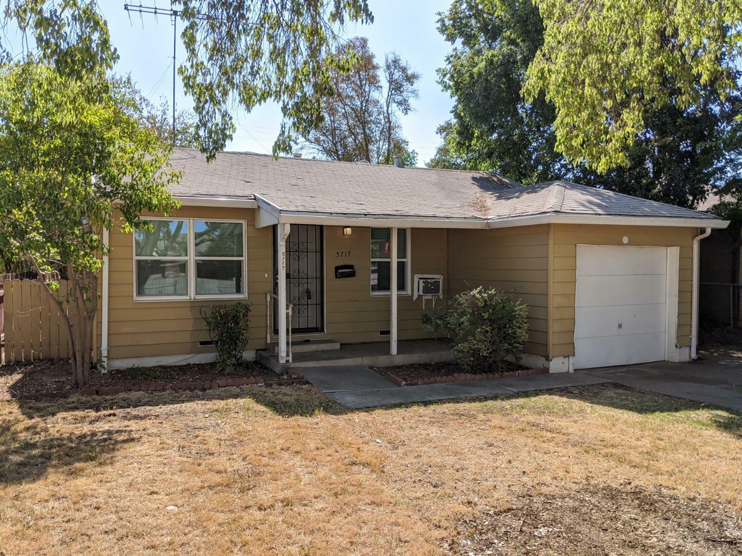 5717 44th Street  Sacramento CA 95824 photo