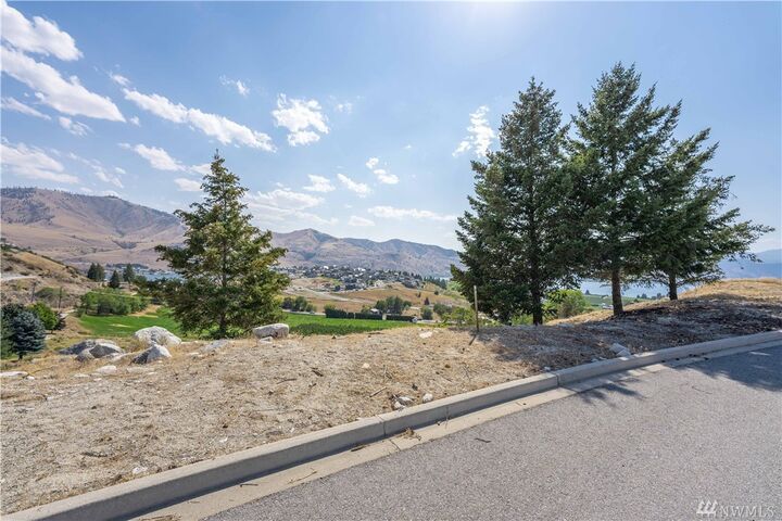 Property Photo: 116 Hillcrest Place WA 98816