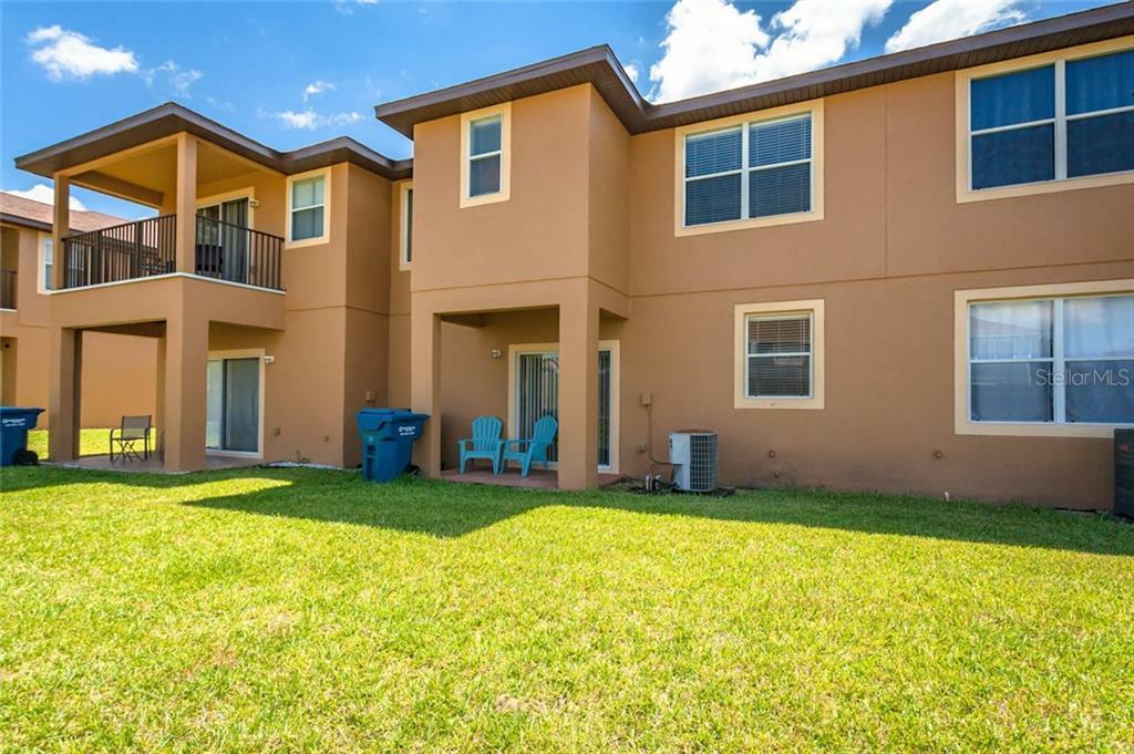 Property Photo:  1114 Calabria Ave  FL 33897 