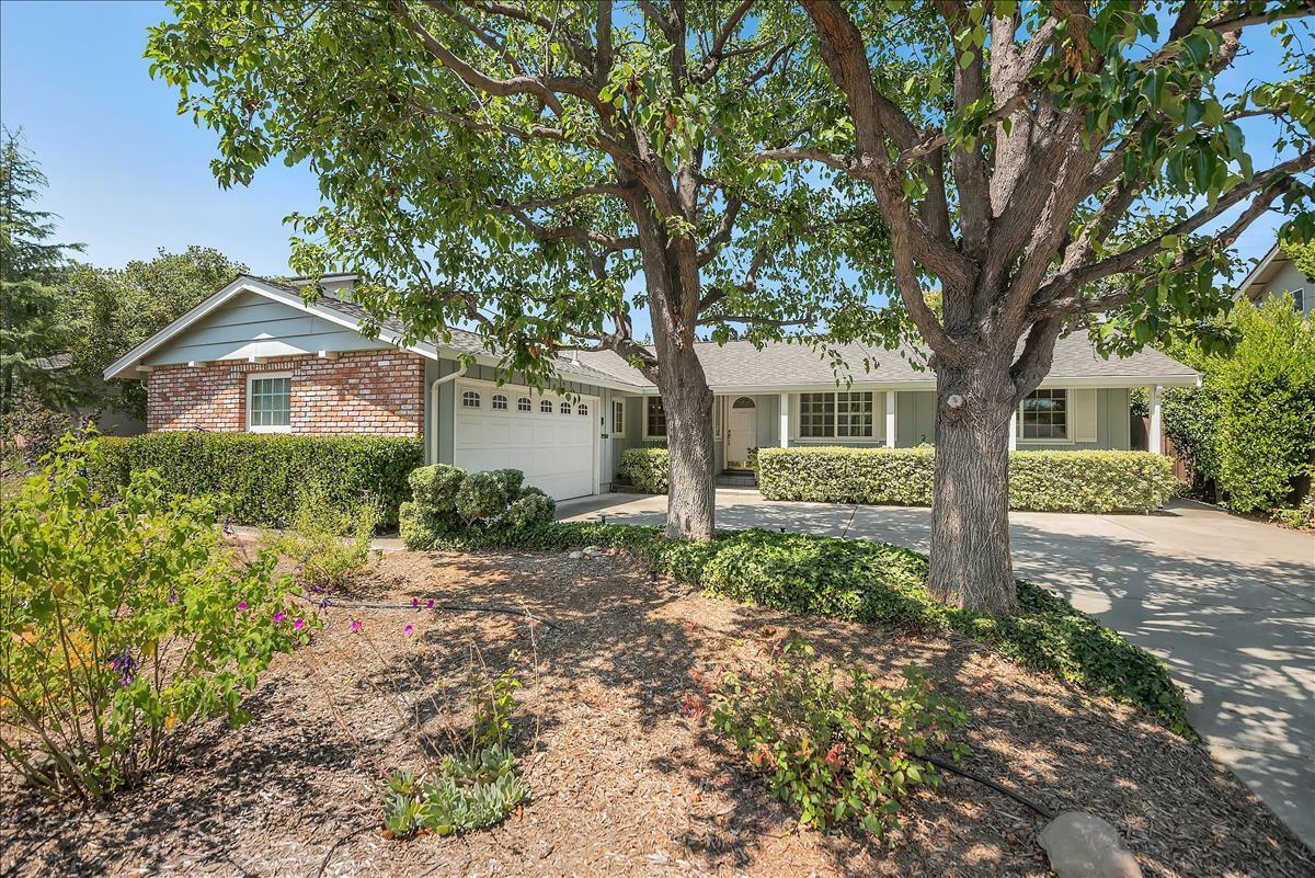 Property Photo:  2881 Pruneridge Avenue  CA 95051 