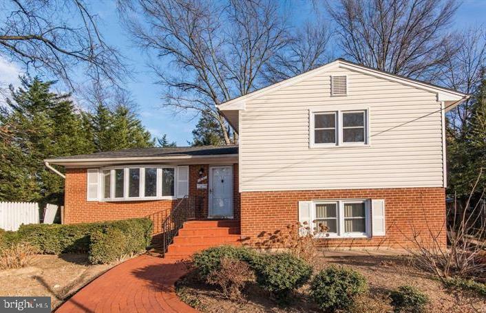 Property Photo:  1631 Warner Avenue  VA 22101 