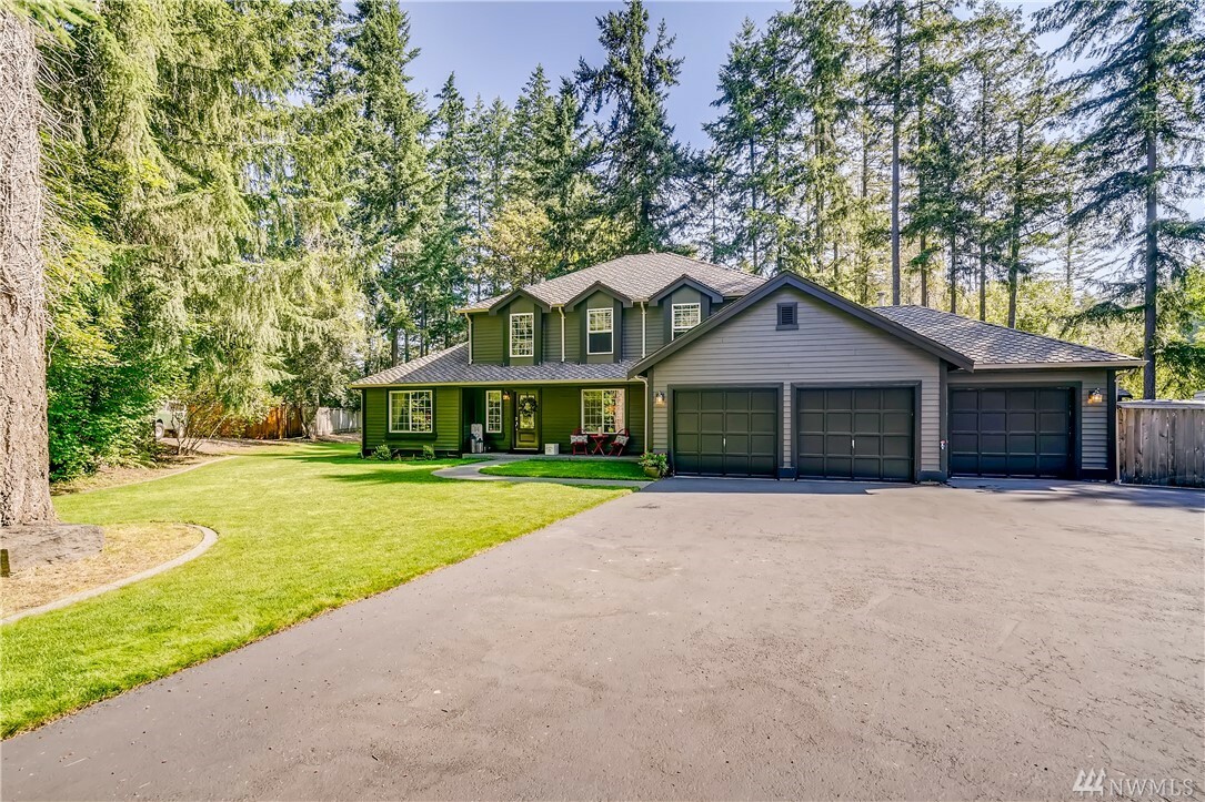 Property Photo:  20233 SE 290th Place  WA 98042 