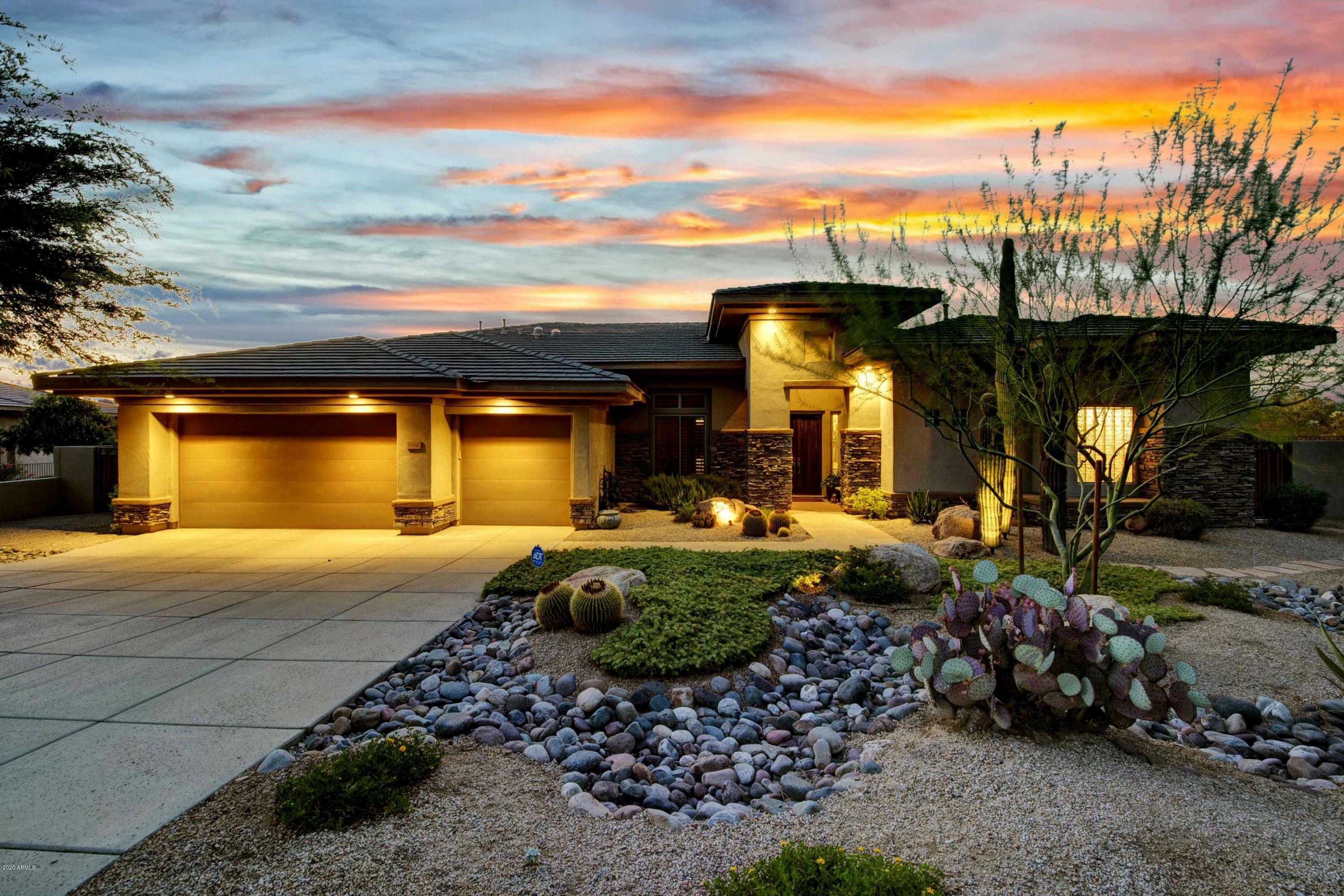 Property Photo: 7906 E Balao Drive AZ 85266