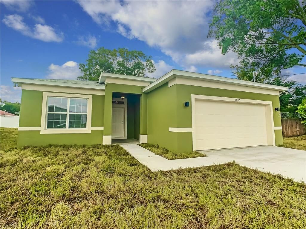 Property Photo: 5015 Santa Rosa Drive FL 32807