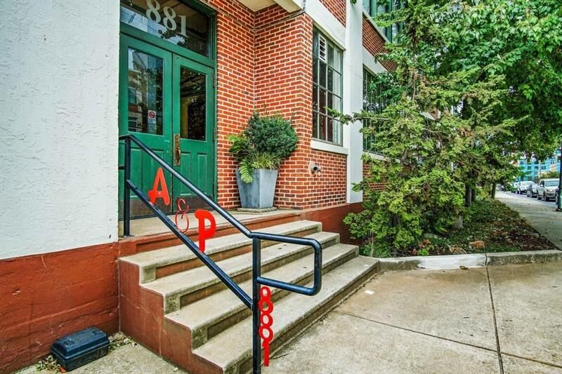 Property Photo:  881 Memorial Drive SE 116  GA 30316