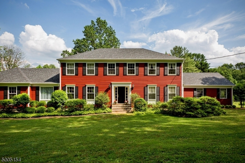 Property Photo: 118 Dreahook Rd NJ 08833