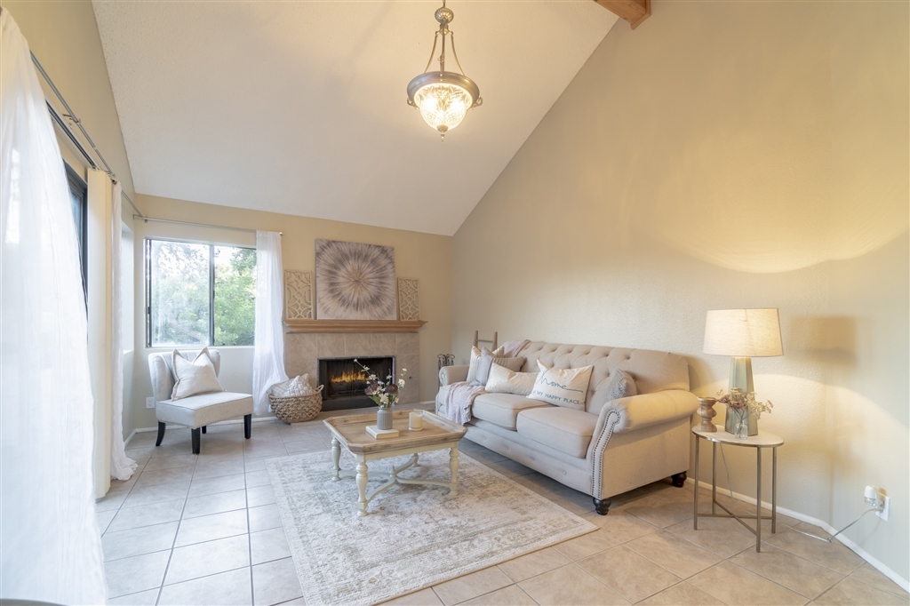 Property Photo: 3039 Charwood Ct CA 91978