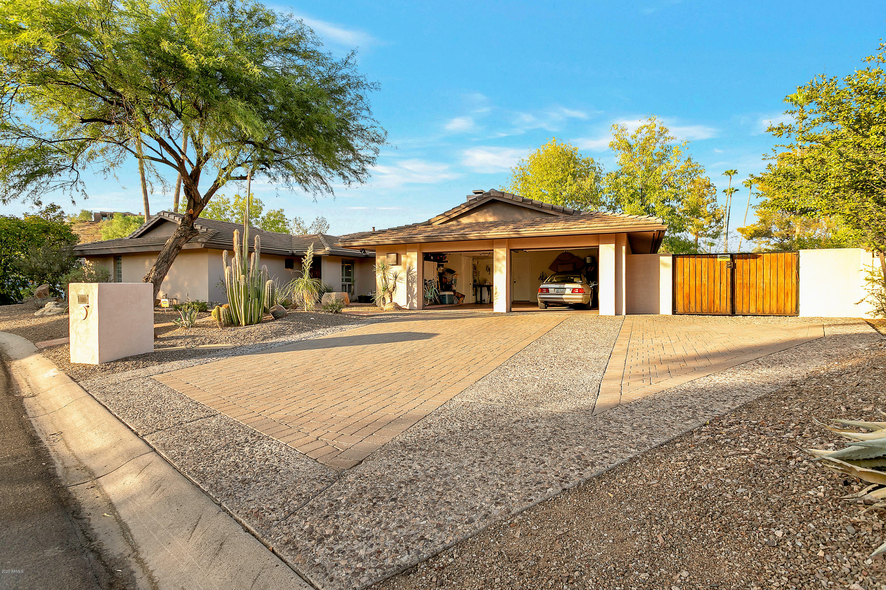 Property Photo:  5919 N 45th Street  AZ 85018 