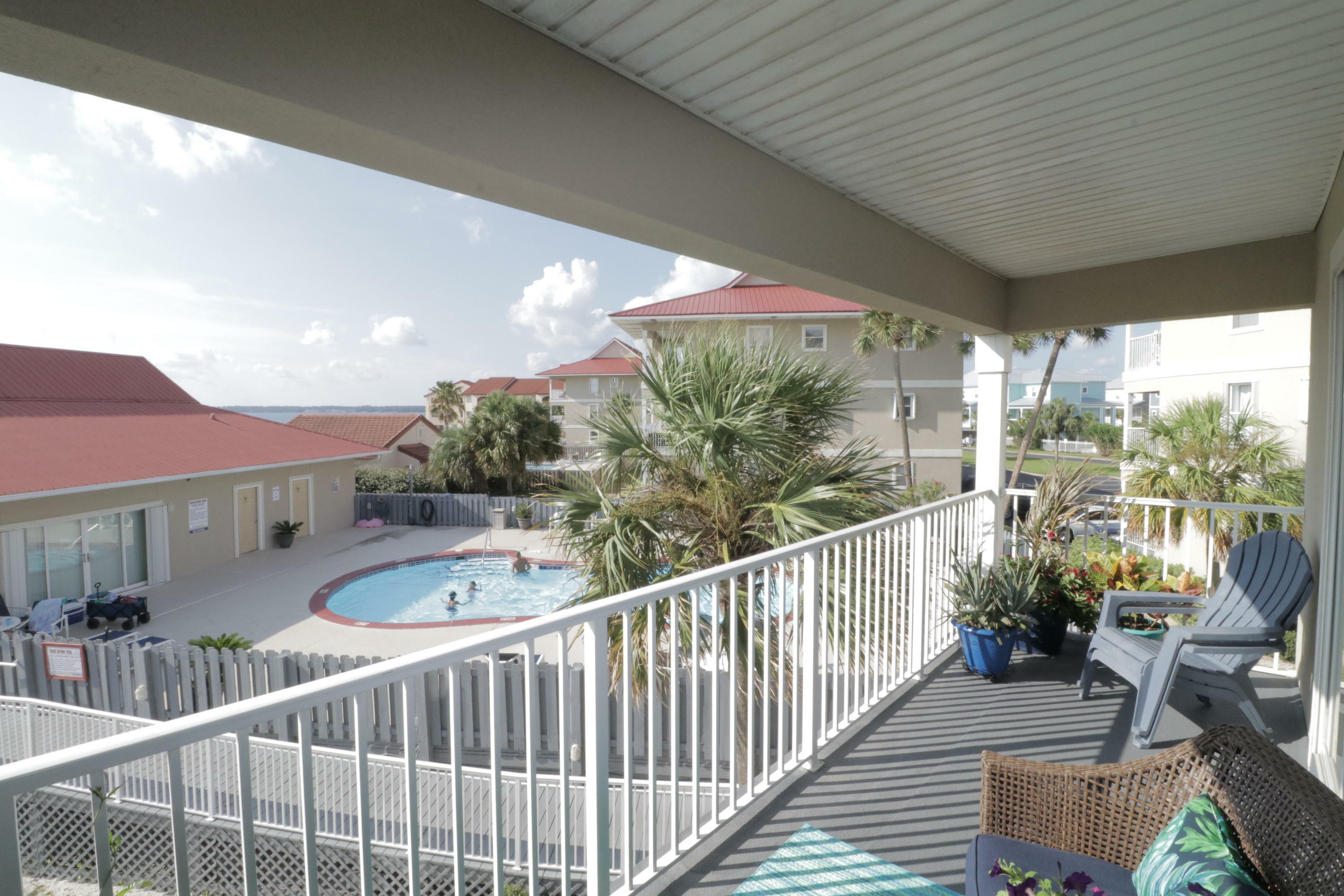 Property Photo:  7476 Sunset Harbor Drive Apt 423  FL 32566 