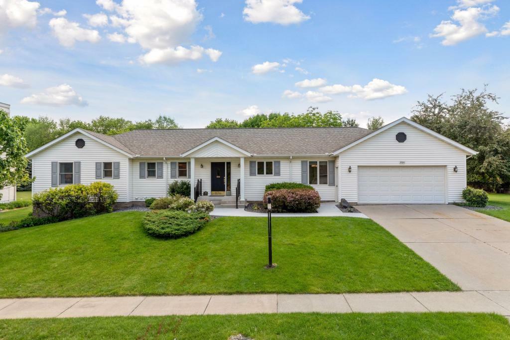 Property Photo:  904 Spruce Drive  WI 54016 