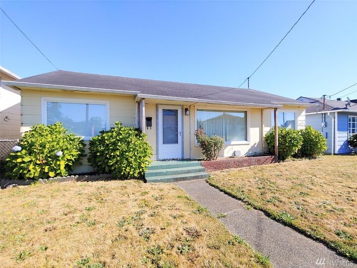 2927  Pacific Avenue  Hoquiam WA 98550 photo