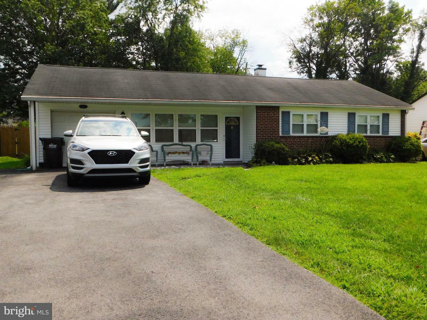 Property Photo: 3146 Sycamore Lane PA 19401