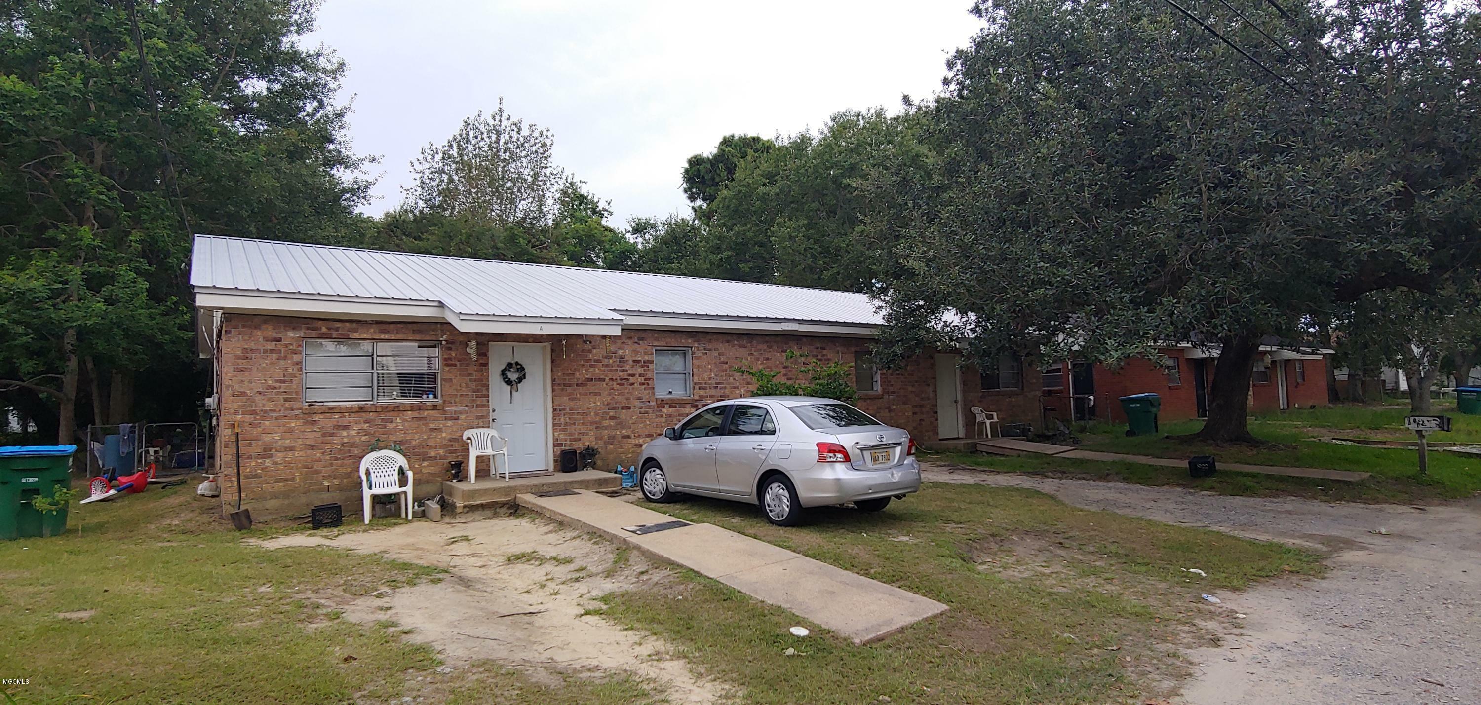 Property Photo:  1427 Jo Ellen Circle  MS 39501 