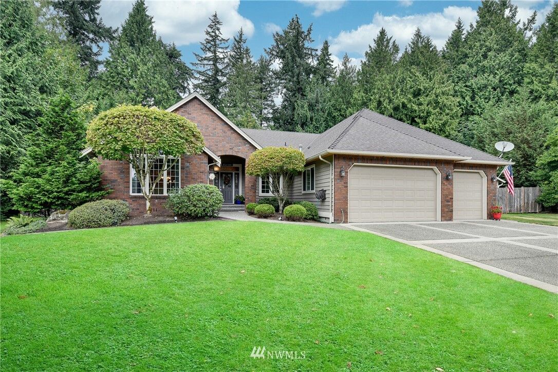 Property Photo: 11706 2nd Drive NE WA 98271