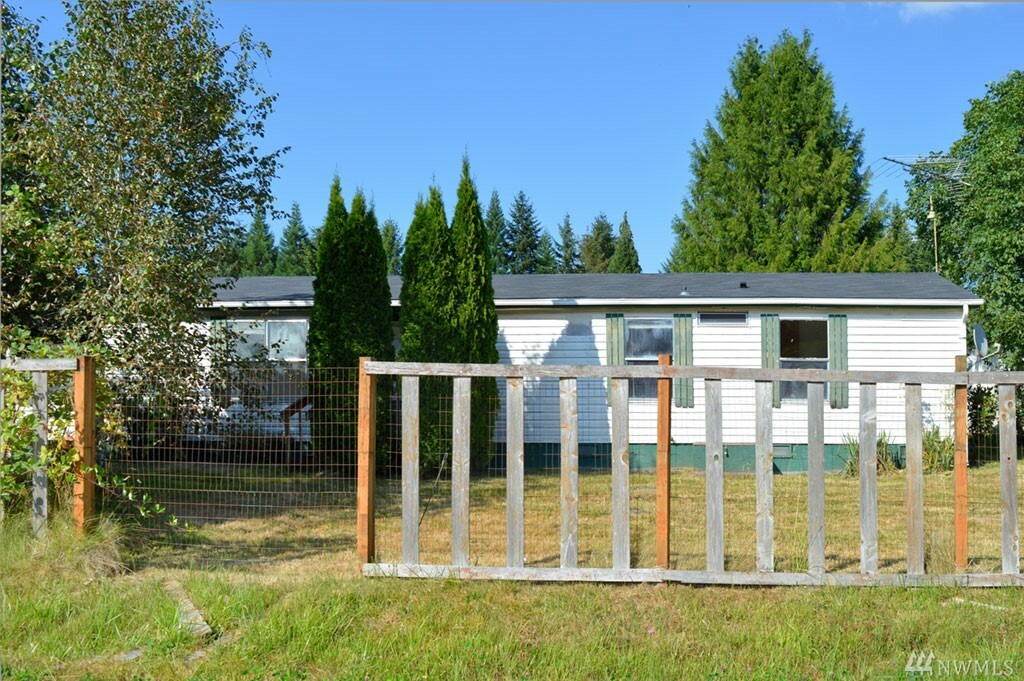 Property Photo:  20815 180th St E  WA 98360 