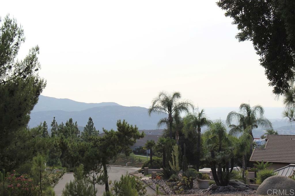 Property Photo: 529 Sneath Way CA 91901