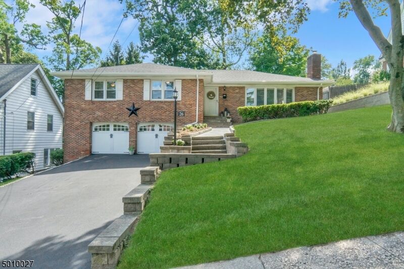Property Photo:  26 Grand View Ave  NJ 07052 