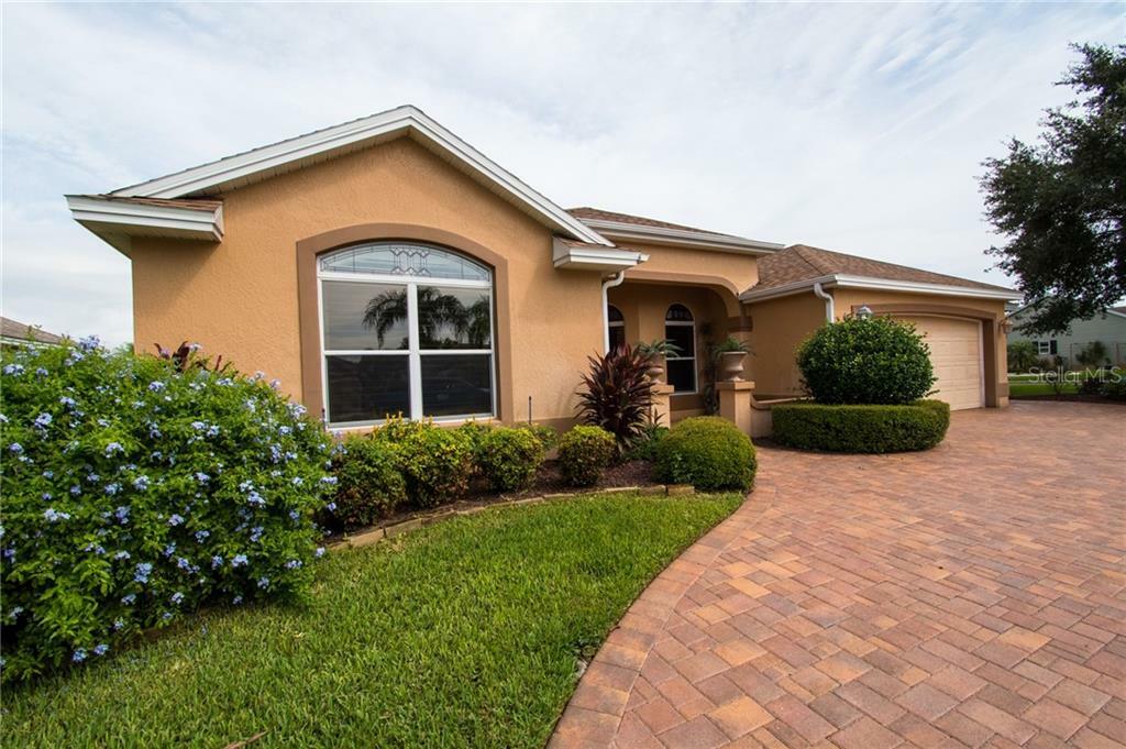 Property Photo:  1873 Caryle Lane  FL 32162 