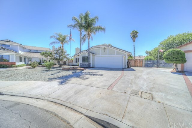 Property Photo:  25513 Serpens Court  CA 92586 